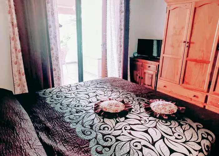 Parque Santiago 2 En Playa De Americas